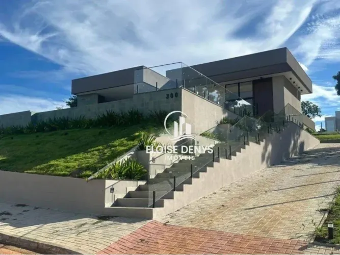 Casa com 4 dormitórios à venda, 385 m² por R$ 3.090.000,00 - Condomínio Gran Royalle Lagoa