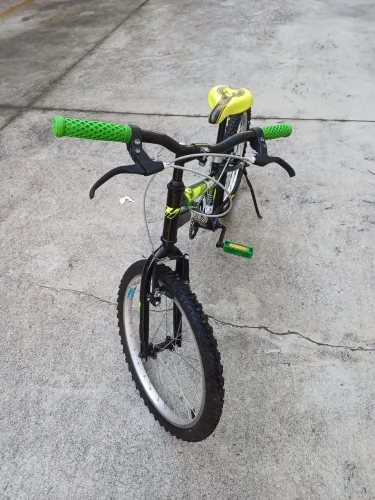 Acelere suas aventuras com está bicicleta incrível!