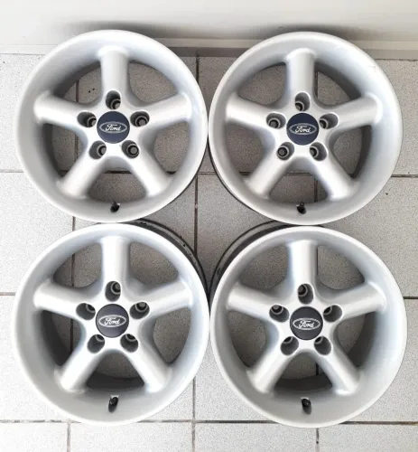 Jogo de rodas aro 15 Ford 5x114 / esportivas