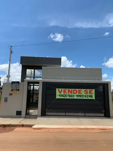 Vendo Casa médio/alto padrão - Formosa Go