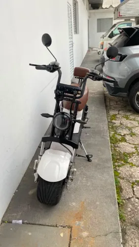 scooter elétrica
