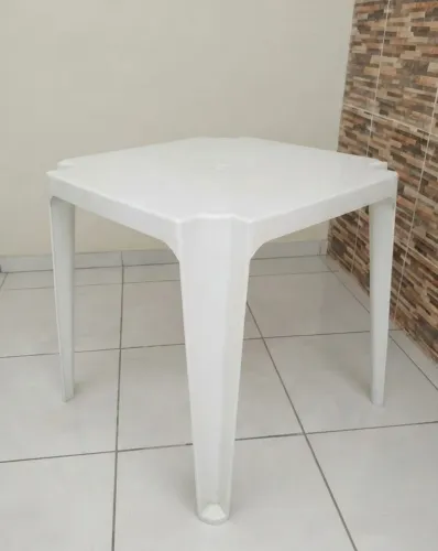 Mesa de plástico Quadrada