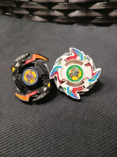 Dragoon V e Flash Leopard Beyblades Clássicas originais Takara