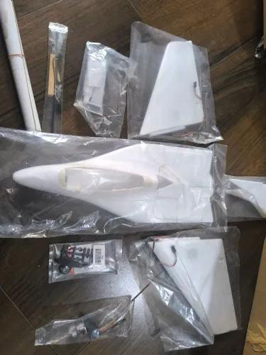 Aeromodelo jatinho bem veloz 