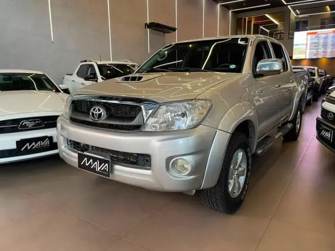 Toyota Hilux CS D4-d 4X4 2.5 16V 102cv TB Dies. 2010