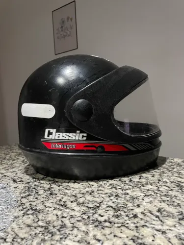 VENDO CAPACETE 