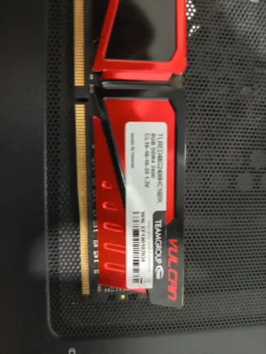 Memória DDR4 Vulcan Team Group 8 gigas