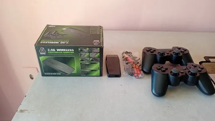 Vendo 4K uLtra HD Game Stick novo