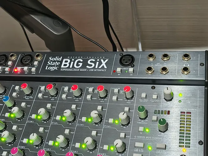SSL BiG SiX | Mesa Analógica + Interface de Áudio USB 16x16 | Estado de Nova