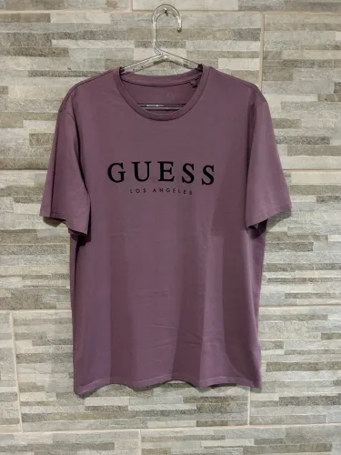 Camiseta roxa Guess Los Angeles m