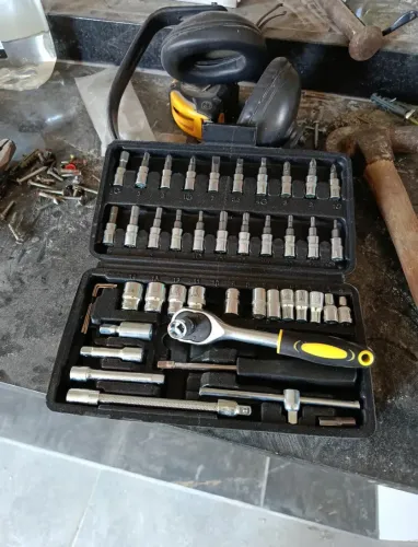 KIT CHAVES 46 peças