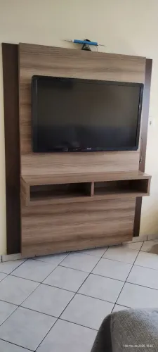 VENDE-SE UM PAINEL DE TV 32  42 POLEGADAS 