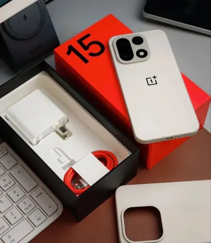 ONE PLUS 15