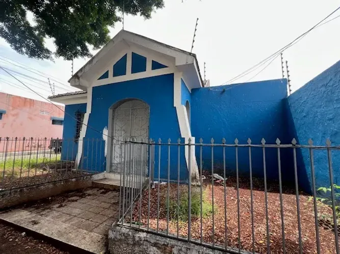 Casa para aluguel tem 204 metros quadrados em Cidade Alta - Natal - RN