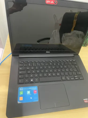 Notebook Dell Inspiron 14 i7 | 8GB RAM | Radeon | Excelente Estado