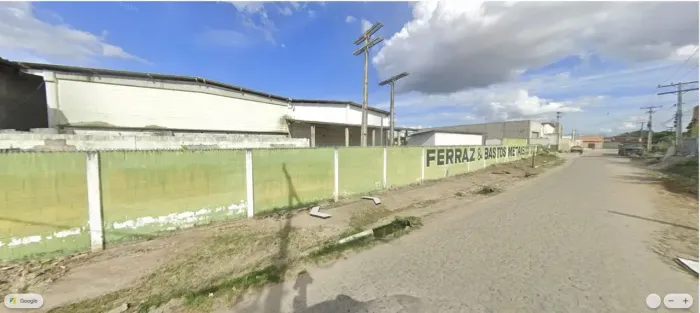 GALPÃO À VENDA OU LOCAÇÃO 3.660 m² DE TERRENO | AMPLO PÁTIO | MANGABEIRA FEIRA DE SANTAN