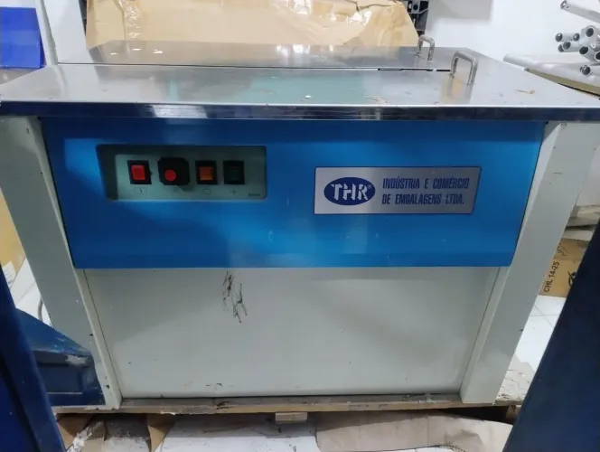 Arqueadora semiautomática, modelo TK-90