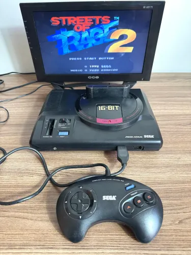 Mega drive japonês 