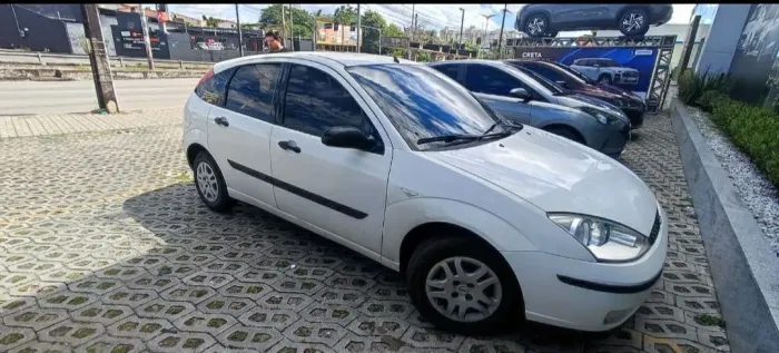 Ford Focus 1.6 S/se/se Plus Flex 8v/16v 5P 2004
