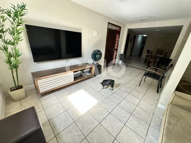 Casa no Conjunto Jardim América em Felipe Camarão