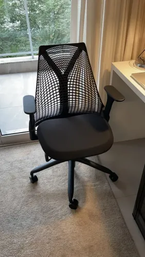 Cadeira Herman Miller Sayl original