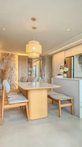 APARTAMENTO FINAMENTE MOBILIADO NO TORRES DA BRAVA EM ITAJAÍ PARA LOCAÇÃO/ALUGUEL ANUAL