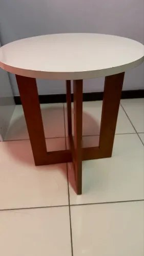 Mesa Lateral Luxo Redonda MDF 58x60cm Pérola