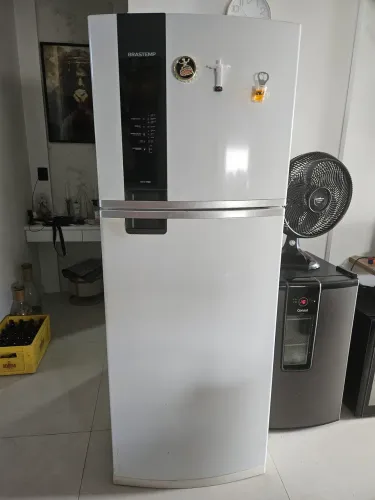 Vende-se  geladeira  Brastemp  Frost Free