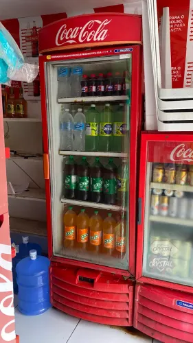 DUAS GELADEIRAS EXPOSITORAS COCA-COLA À VENDA