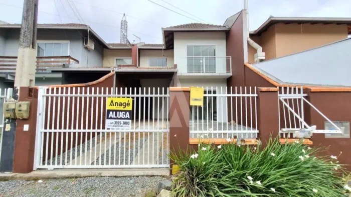 Geminado com 2 quartos no bairro Vila Nova.