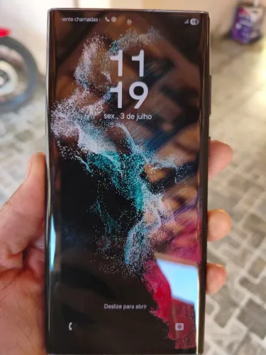 Samsung Galaxy S22 ultra vinho