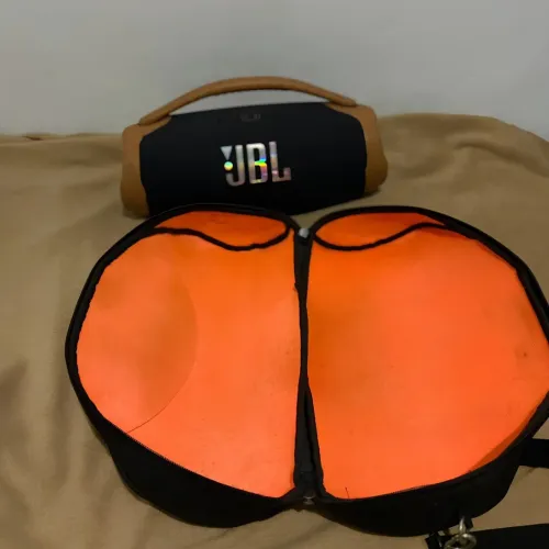 Bombox 3