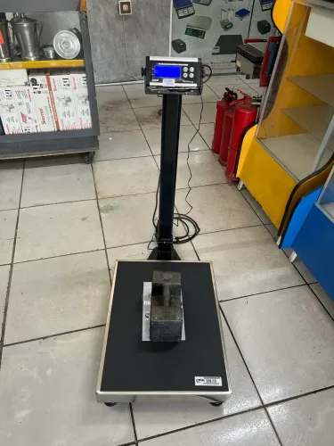 Balança Upx 300kg com coluna 