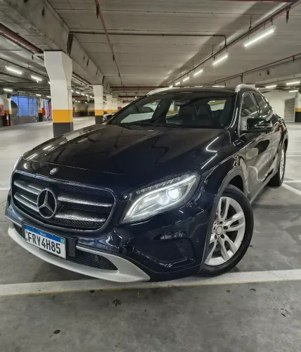 Mercedes-Benz GLA 200 Adv. 1.6/1.6 TB 16V Flex Aut. 2015
