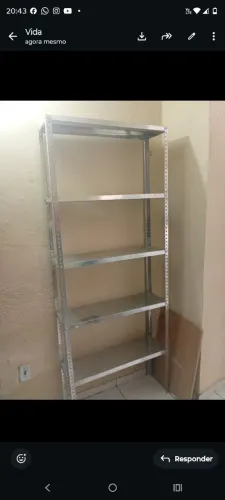 Estante em aço