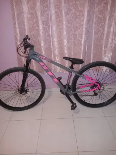 Bicicleta nova