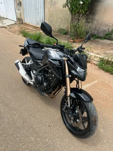 Honda CB 500f 2023