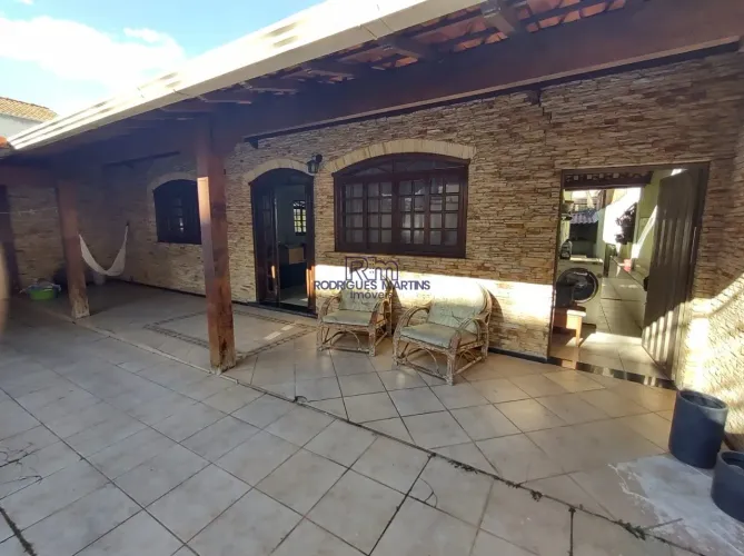 Casa 3 quartos 4 vagas à venda no Caiçara