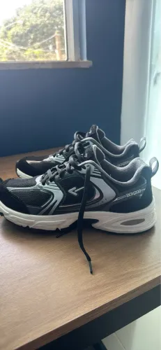 Tenis Box 200