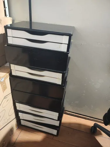 Vendo 5 gavetas organizadoras, para mesa de escritório.