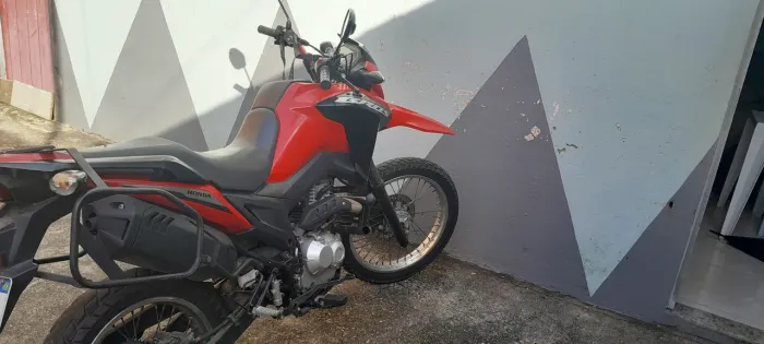 Moto broz  22.000,00 mil