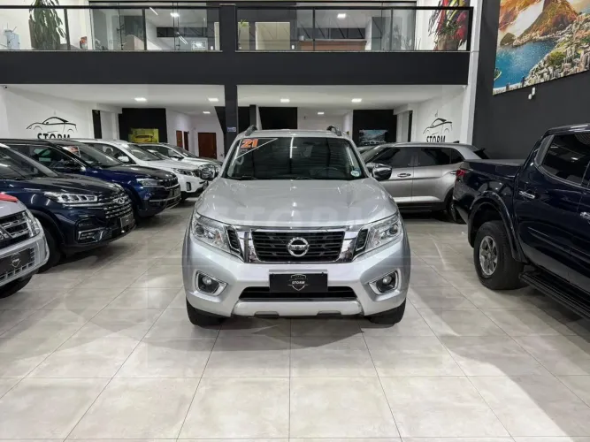 Nissan Frontier XE CD 4X4 2.3 Bi-TB Diesel Aut. 2021