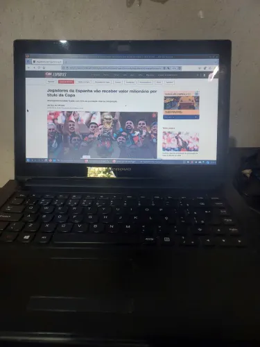 Notebook Lenovo usado Intel Core i3 de 3° geração com 4GB de RAM