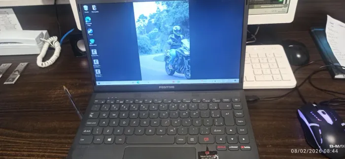 Vendo notebook positivo