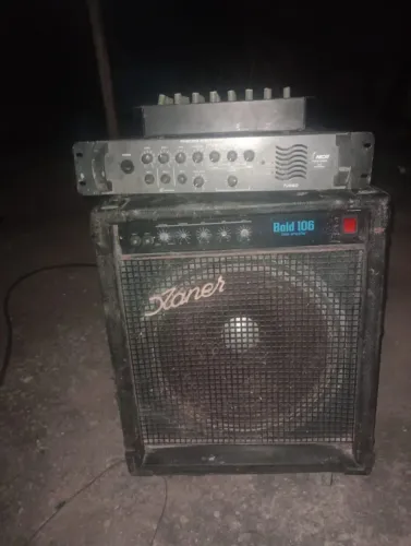 Tudo por 150: Mesa de som, Caixa contra baixo e amplificador. Tudo por 200