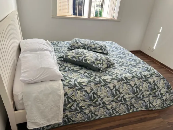 Alugo quartos para mulheres no Mangabeiras.