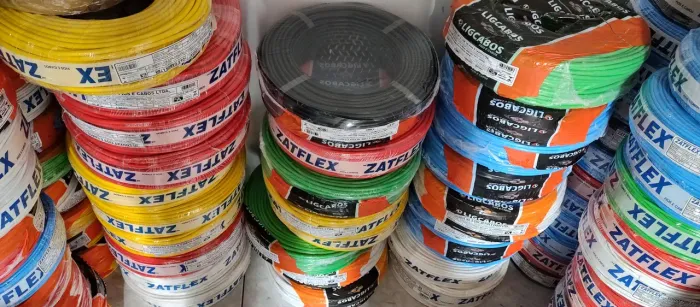 Fio flexível 2.5 mm, rolo de 100 metros.