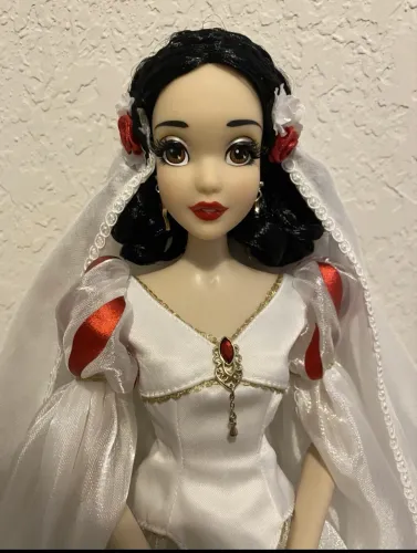 BrancaDN limitada 40cm limited edition ever after high monster high Disney store Barbie