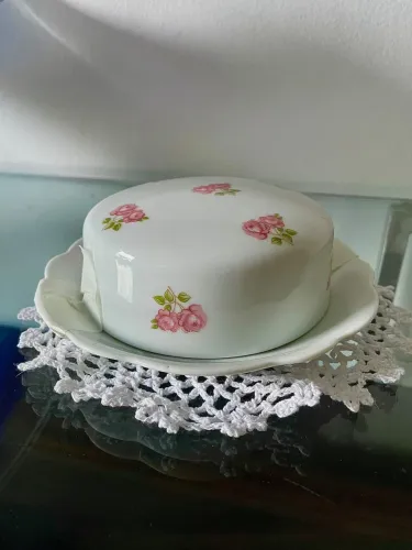 MANTEGUEIRA PORCELANA RENNER VINTAGE
