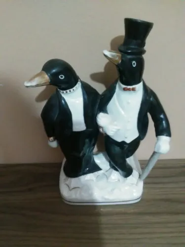 venda de um par de pinguim